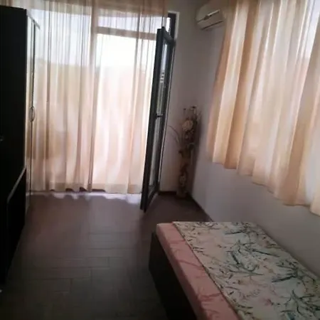 Къща за гости ели