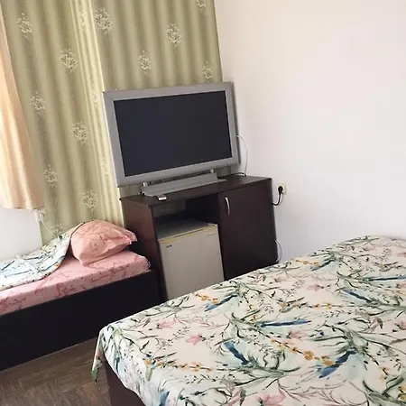 ели Приморско