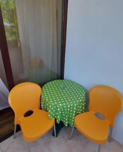 ели Къща за гости Приморско